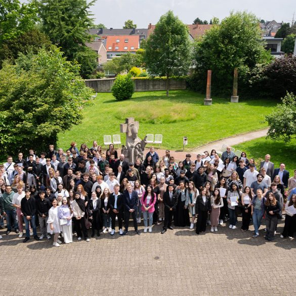 Kommende-Stiftung beneVolens verleiht Diplome an Schülerinnen und Schüler aus Dortmund und Umgebung