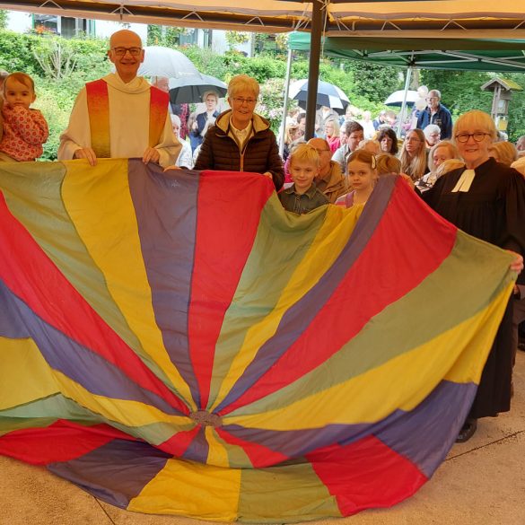 Ökumenischer Open-Air-Gottesdienst zu Christi Himmelfahrt in Neuasseln