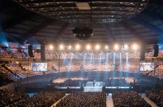 Klimafreundlich zu Musicals und Festivals: DB Event-Angebote erstmals für Kulturveranstaltungen buchbar