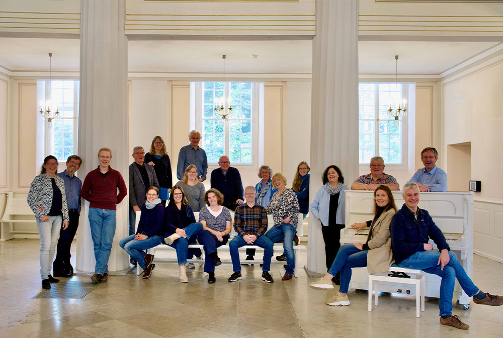 CANTEREMO besteht aus 19 versierten Sängerinnen und Sängern aus Arnsberg, Menden, Soest, Hamm, Hemer, Fröndenberg und Dortmund, die für ihren homogenen Klang und ihre stilistische Präzision bekannt sind. Foto: Andreas Spindler