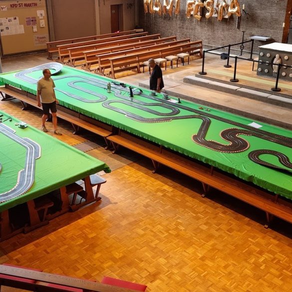54 Meter Fahrspaß mitten in der Kirche